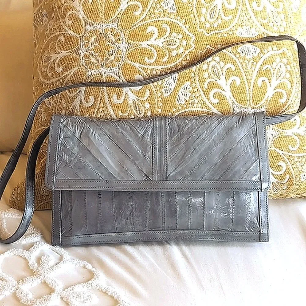 Super Sleek Gray Vintage 🩶Eel Skin Clutch /Shoulder Crossbody Purse